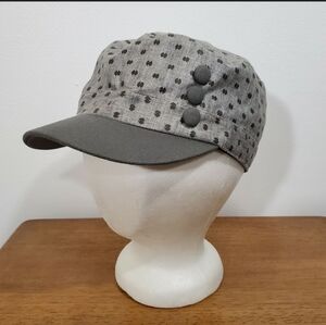 Women's Croft & Barrow Grey and Light Grey Button Hat